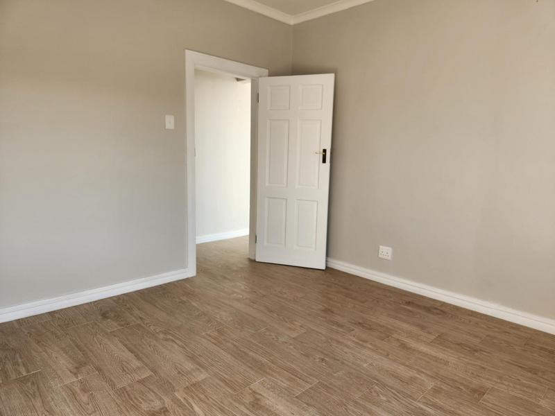 To Let 4 Bedroom Property for Rent in University Estate Western Cape